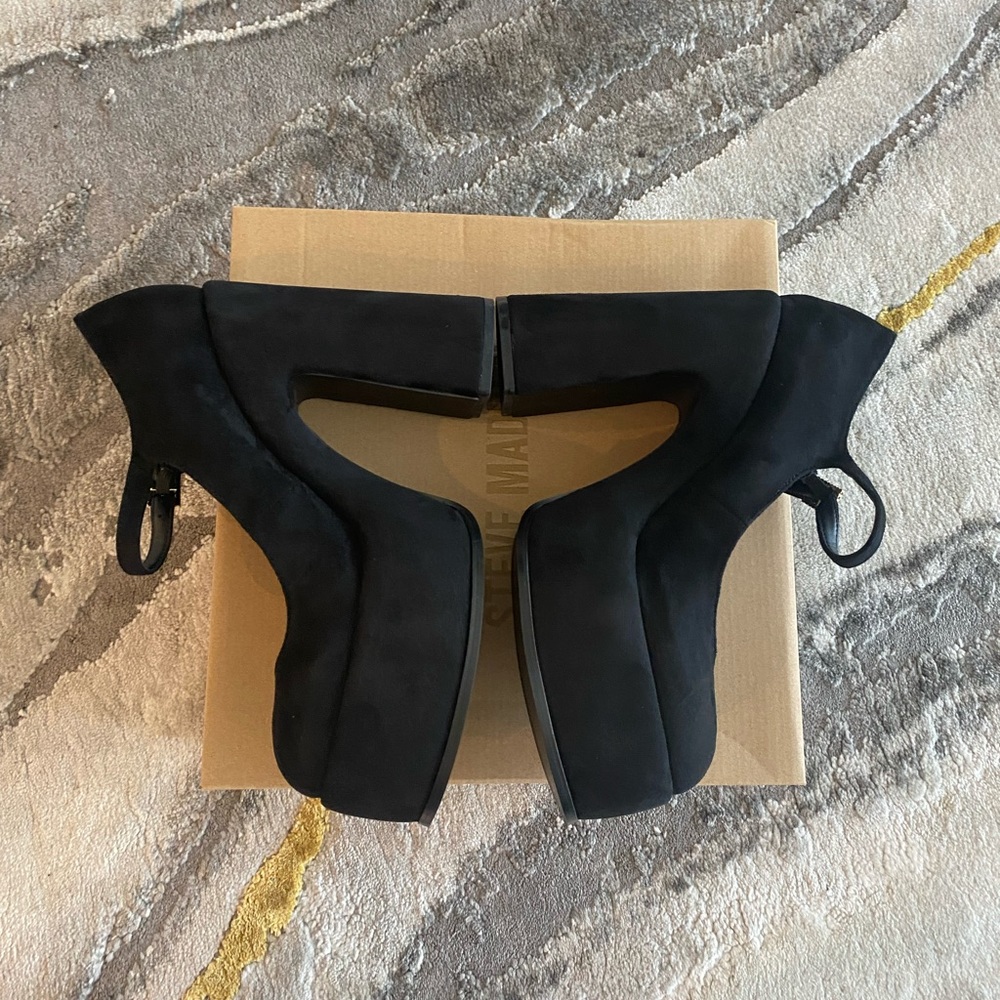 NWT Steve Madden Platform suede shoes. - Picture 6 of 9